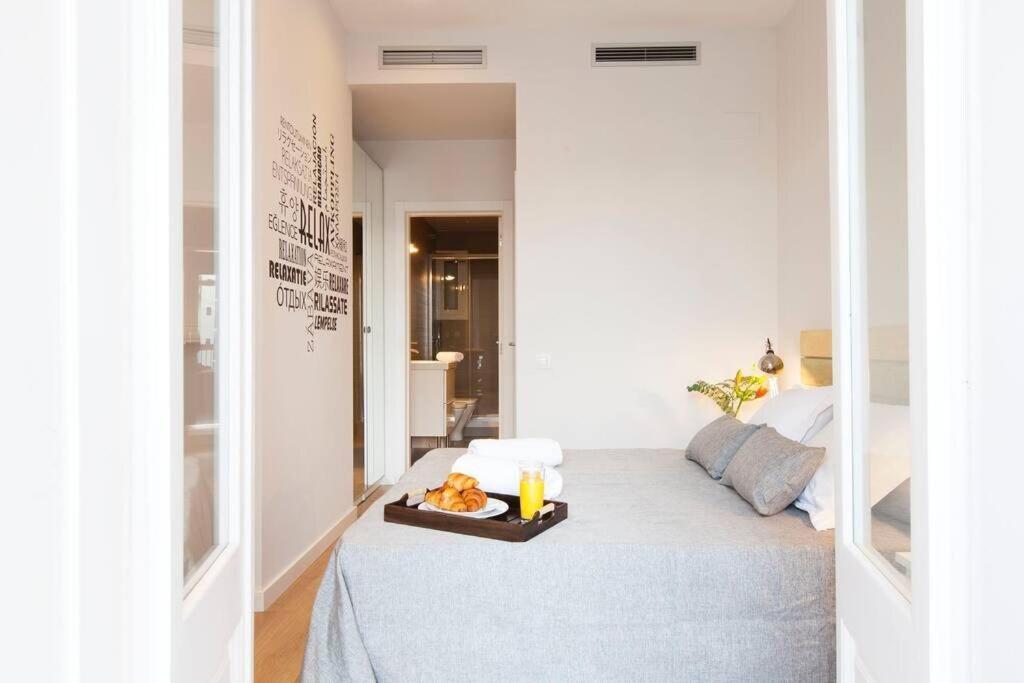 Perfectly Located 4-bed 4-bath In 2-1 Appartement
