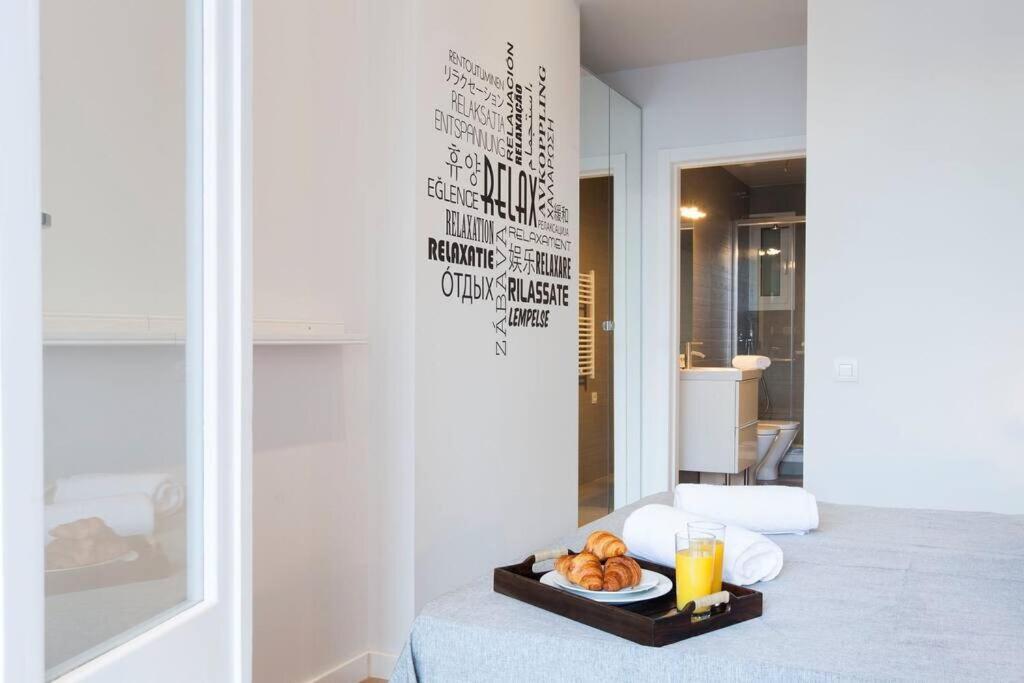 Appartement Perfectly Located 4-bed 4-bath In 2-1 *